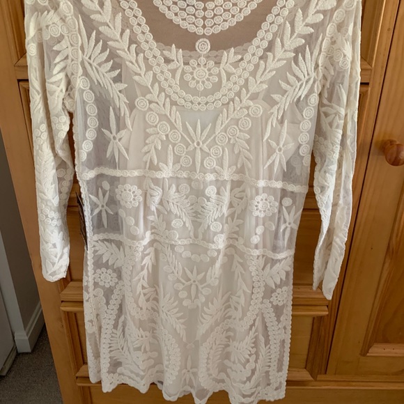 XS Express Long sleeve white dress NWT Never worn - Picture 3 of 3